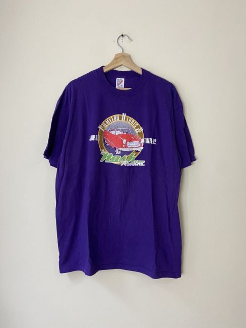 Exploring the World of Emmylou Harris Official Merch: Quality and Authenticity